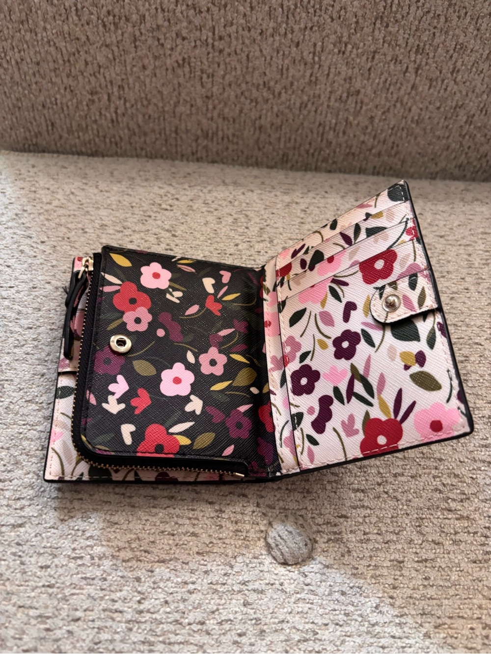 kate spade Black Floral Zip Around Wallet with Pink & Red Blooms - Picture 4 of 12